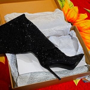 Steve Madden Vivianne black 8.5